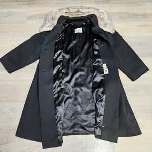 Penningtons Black Cape with Fur Collar Vintage Pure Virgin Wool Very Warm Heavy